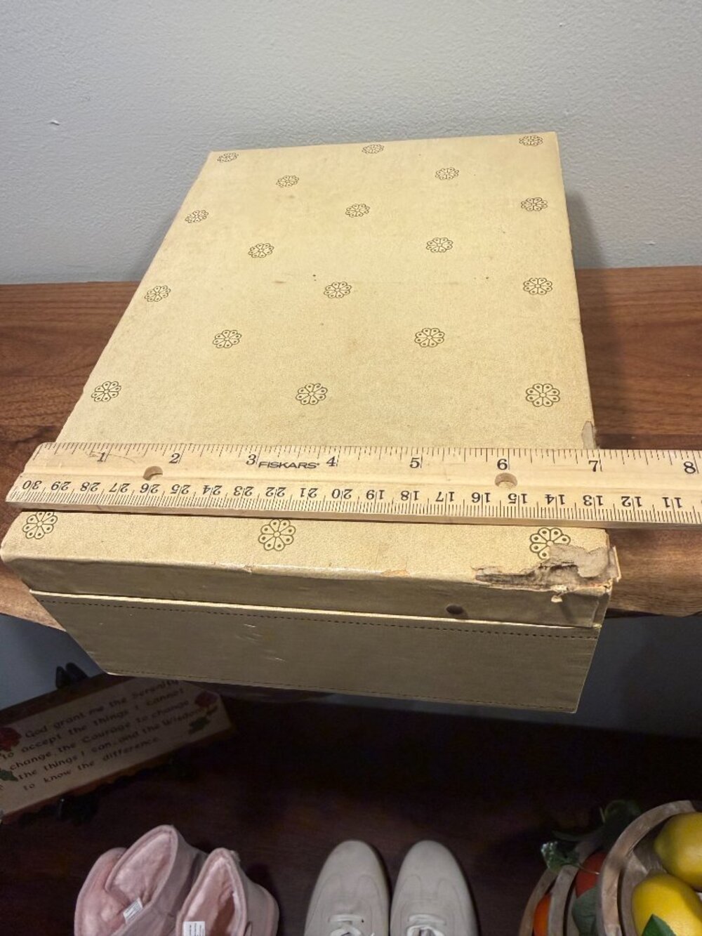 Vintage Mele Ivory Colored Jewelry Box Gold Filagree Trim See Photos For Flaws - Picture 6 of 10
